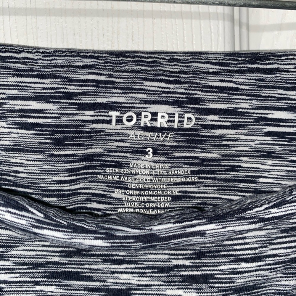 Torrid active legging size 3